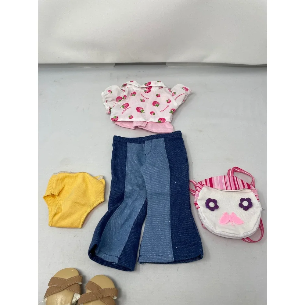 Outfit 2004 w/ Shoes Purse Jeans‎ Top AG Today Clothes